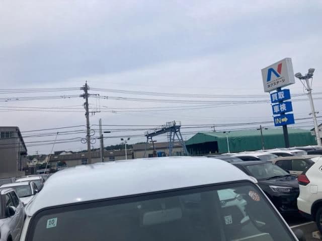 Car thumbnail 4