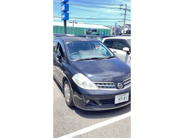 Car image 1