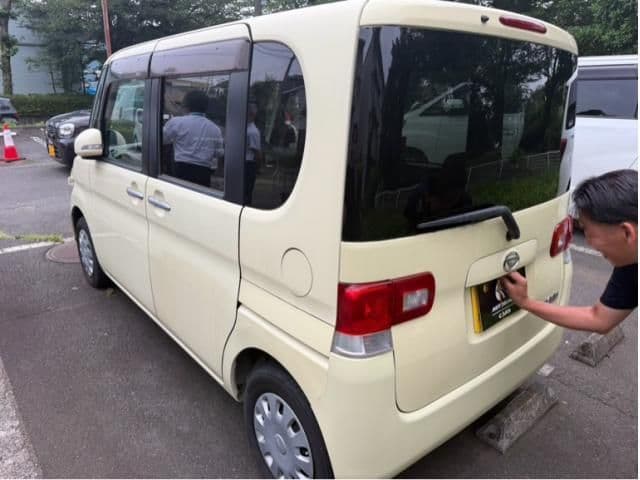 Car thumbnail 4