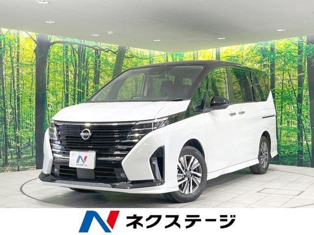 NISSAN