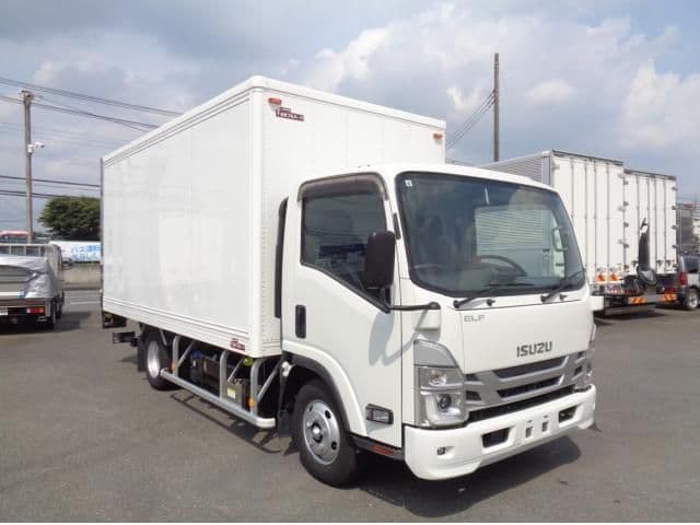 ISUZU