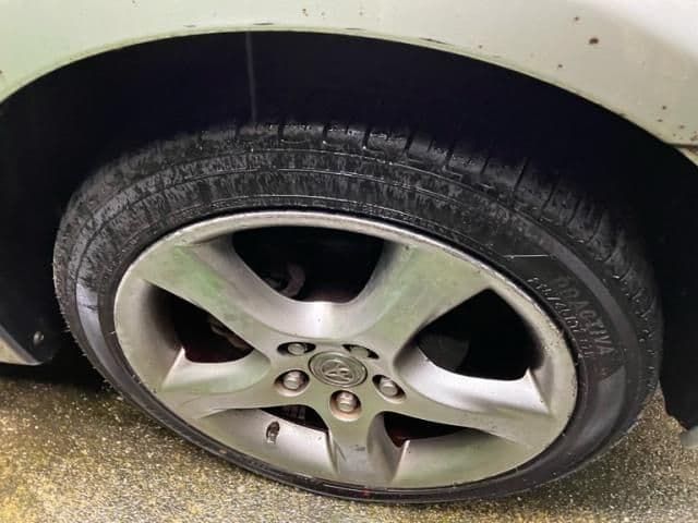 Car thumbnail 3