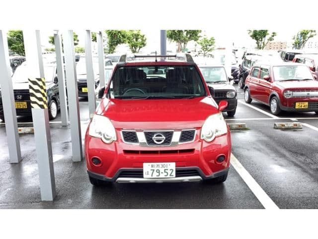 NISSAN
