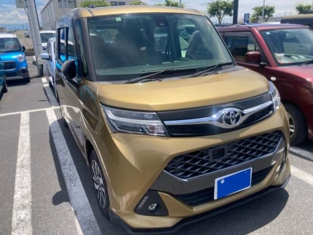TOYOTA TANK 4WD