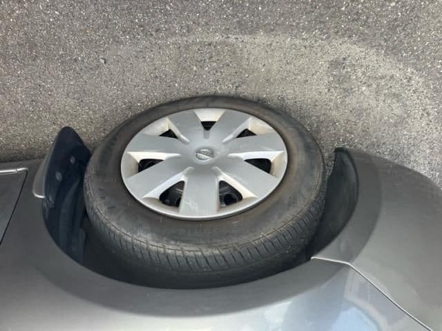 Car thumbnail 2