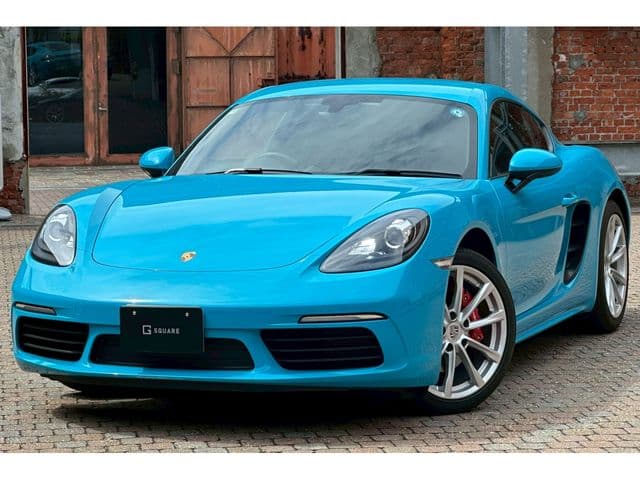 PORSCHE