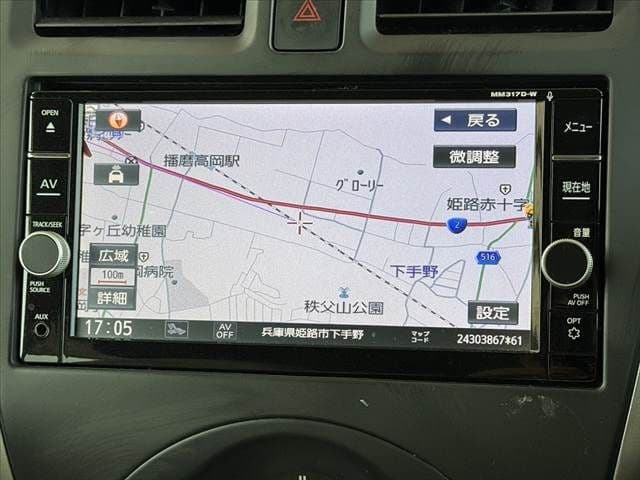 Car thumbnail 3