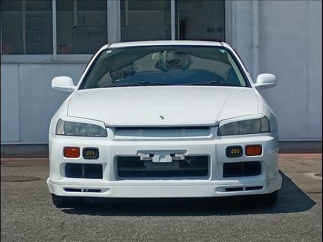 NISSAN SKYLINE