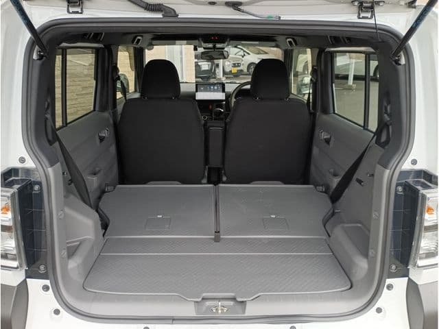Car thumbnail 4