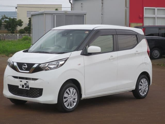 NISSAN