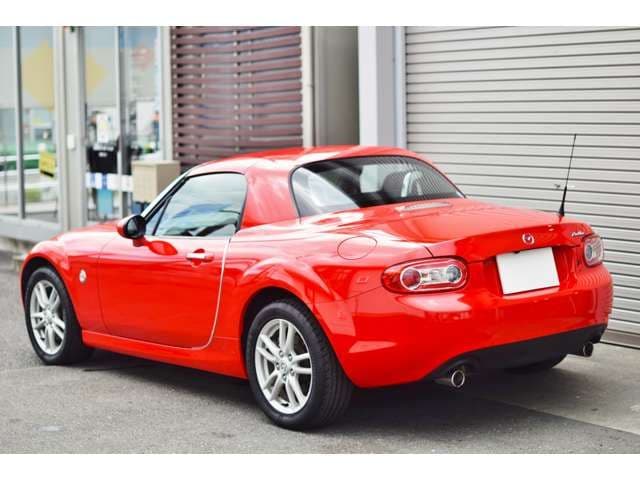 Car thumbnail 3