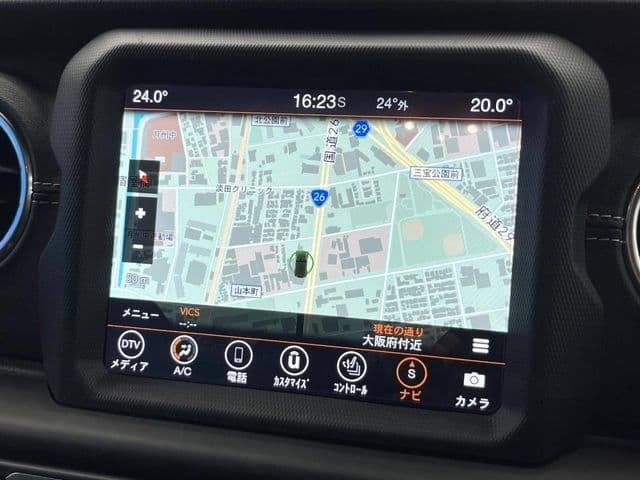 Car thumbnail 4