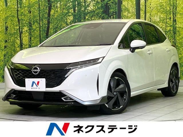 NISSAN AURA