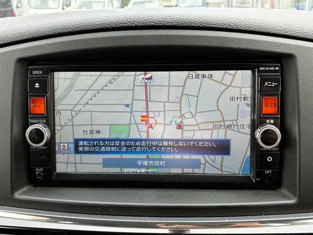 Car thumbnail 4