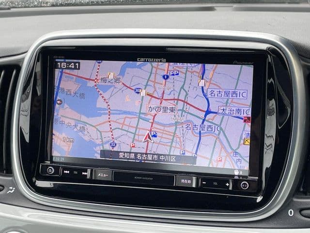 Car thumbnail 4