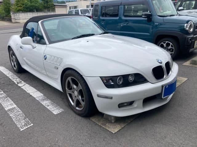 Car thumbnail 3
