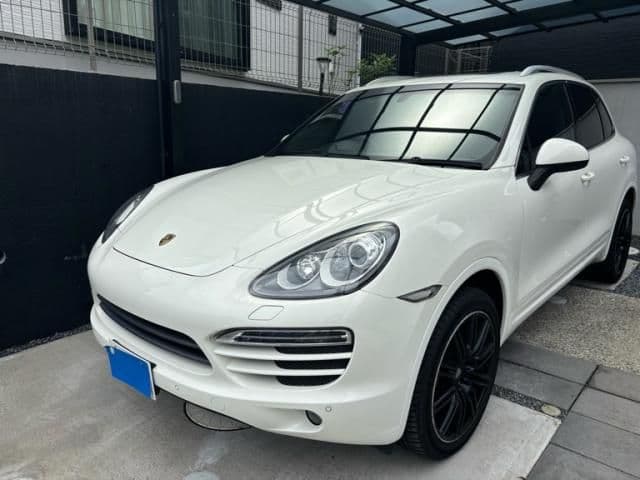 PORSCHE