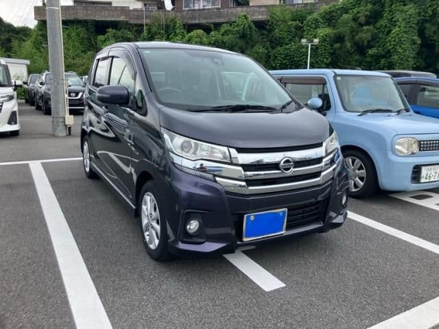 Car image 1