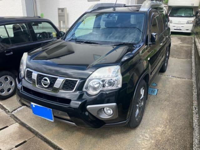 NISSAN
