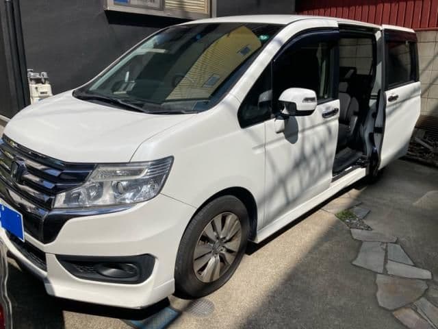 Car image 1