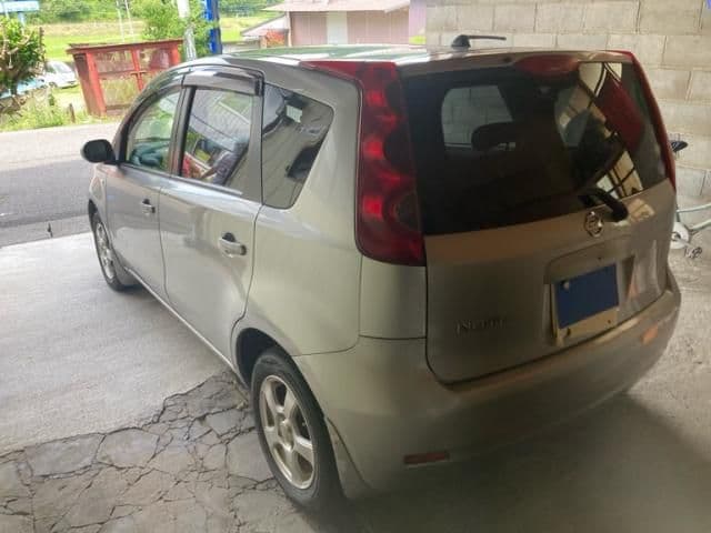 Car thumbnail 4