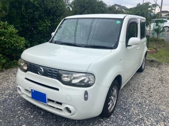 NISSAN