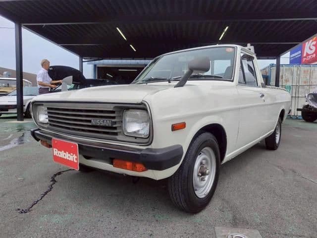 NISSAN SUNNY truck