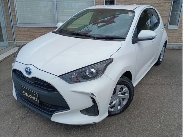  2026 TOYOTA YARIS HYBRID