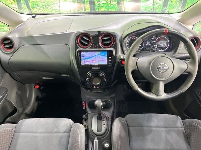 Car thumbnail 2