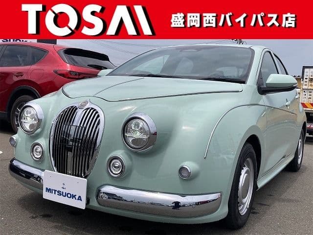 MITSUOKA