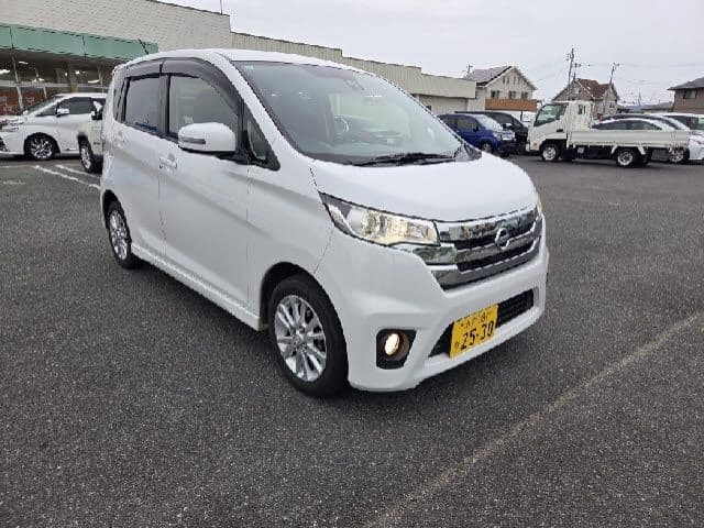 NISSAN