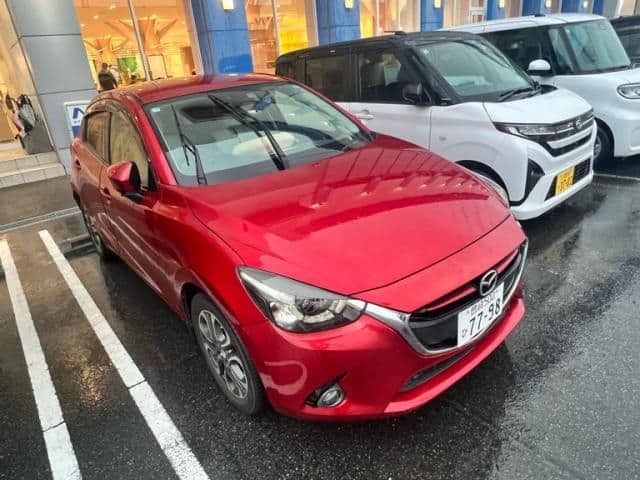 Car image 1