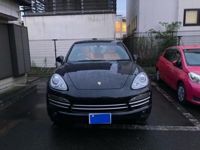 PORSCHE