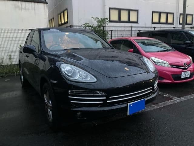 Car thumbnail 3