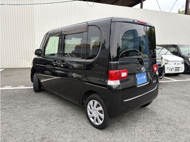 Car thumbnail 4