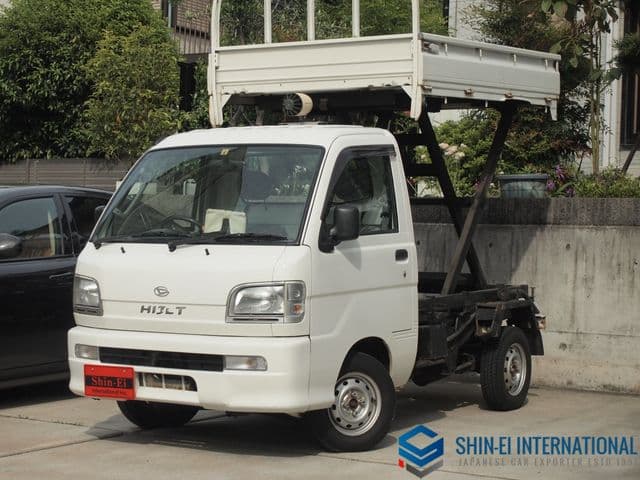 DAIHATSU