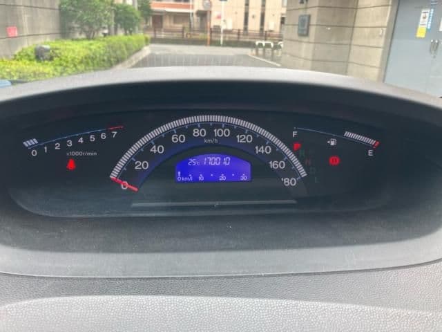HONDA FREED Spike