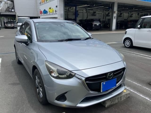 Car image 1