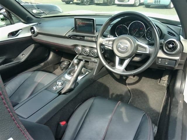 Car thumbnail 3