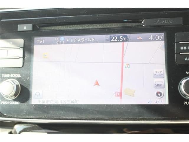 Car thumbnail 3