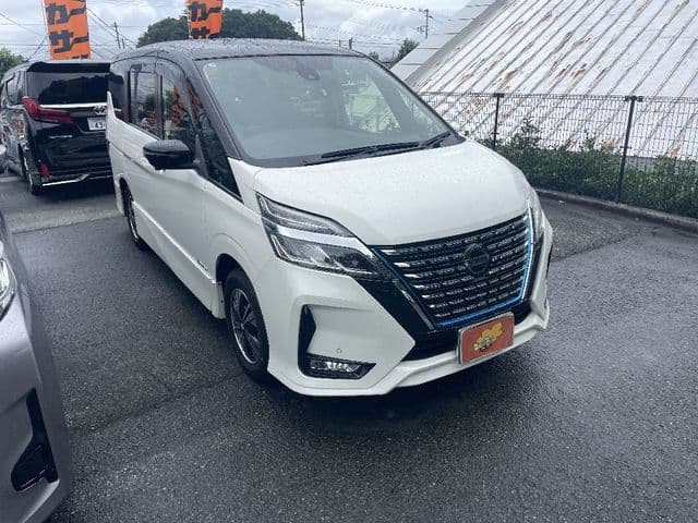 NISSAN SERENA  WG