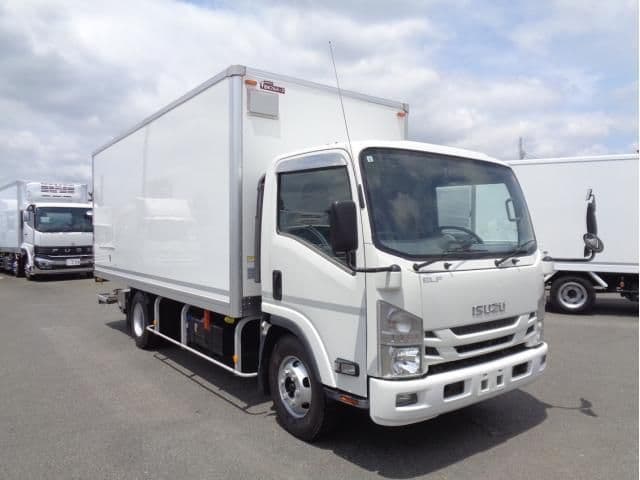 ISUZU