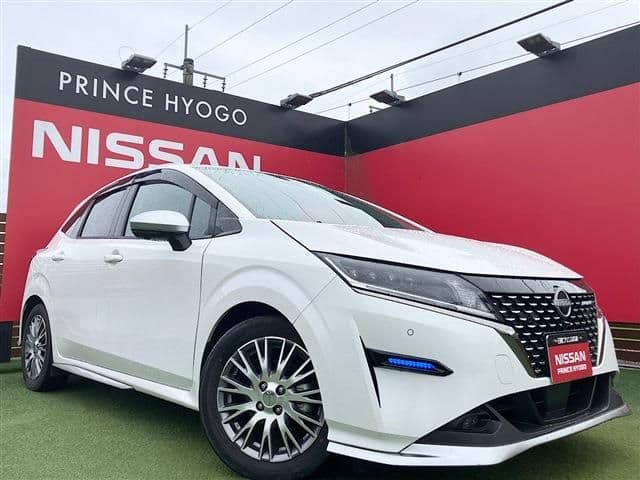 NISSAN