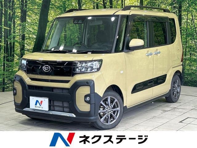 DAIHATSU TANTO FAN CROSS