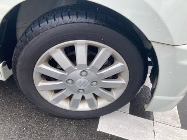 Car thumbnail 3
