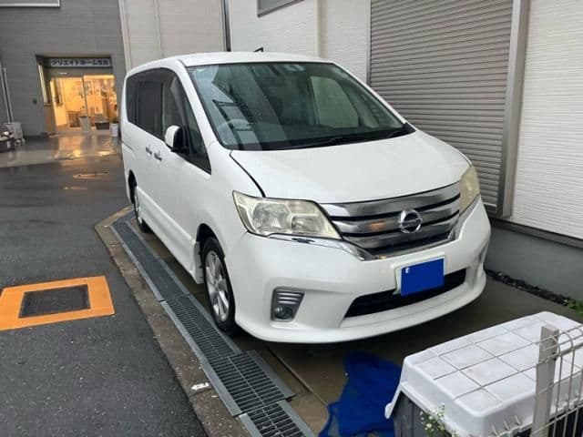 NISSAN