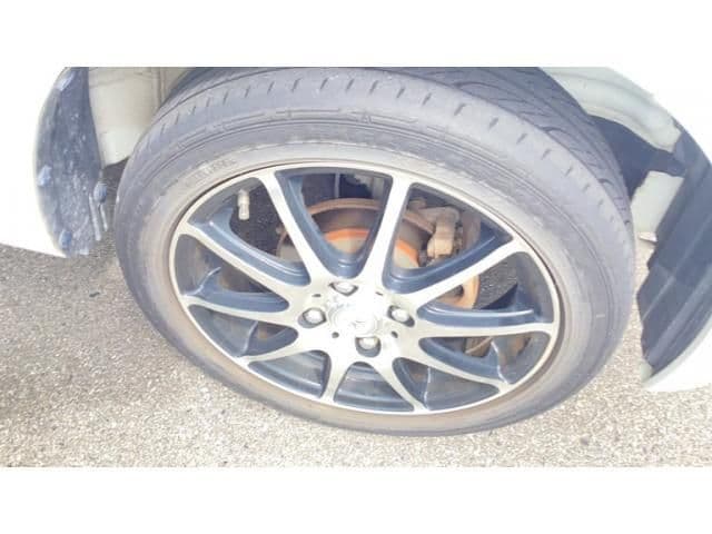 Car thumbnail 4