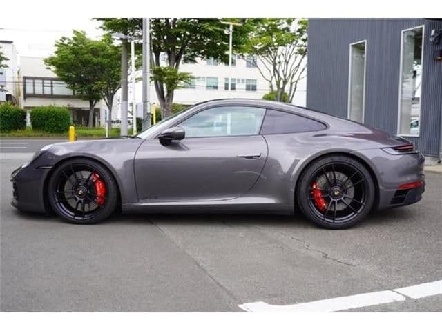 Car thumbnail 4