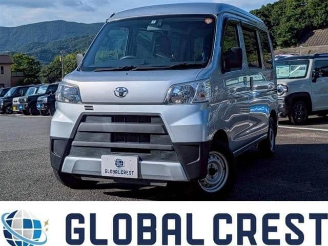 TOYOTA PIXIS van