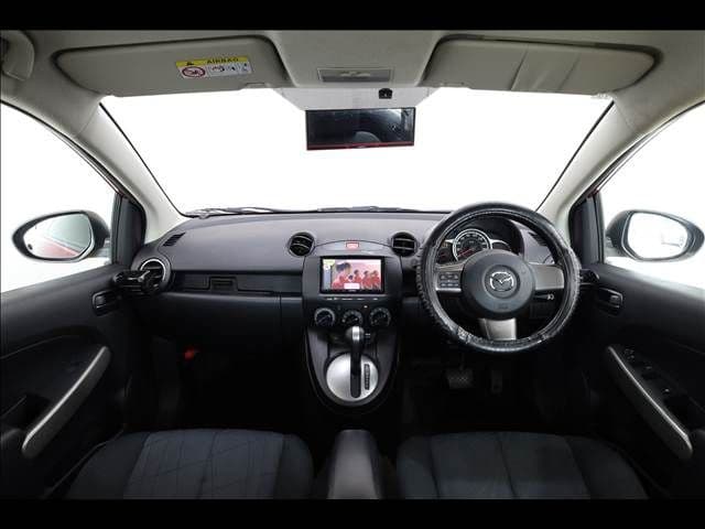 Car thumbnail 3